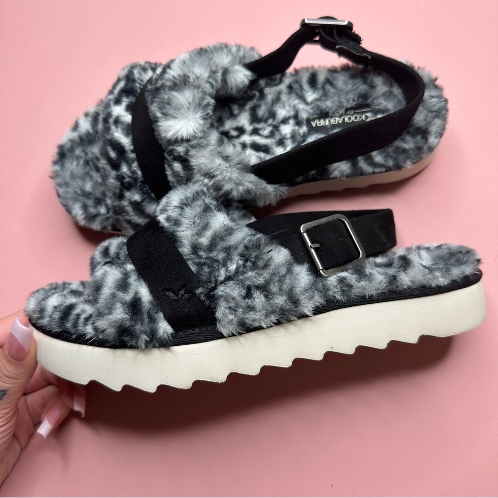 Koolaburra Ugg White & Black Snow Leopard Cheetah Slides
